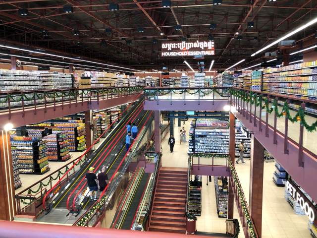 新しくシバタ通りにオープンしたアンコールマーケット