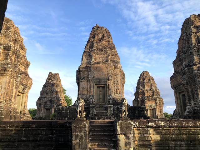 大回りコースの東メボンの5つの塔