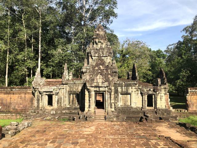 ピミアナカス【Phimeanakas】