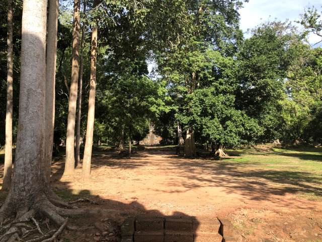 ピミアナカス【Phimeanakas】