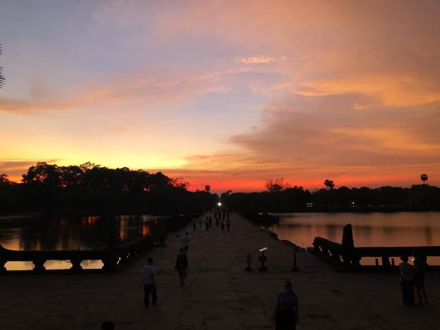 アンコールワットで見えた夕焼け