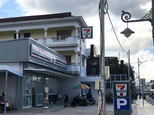 シェムリアップのセブンイレブン