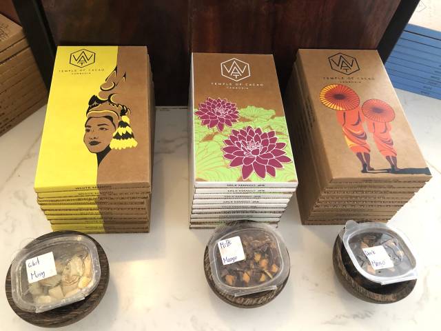 カンボジア産のカカオを使用した「Wat Chocolate」