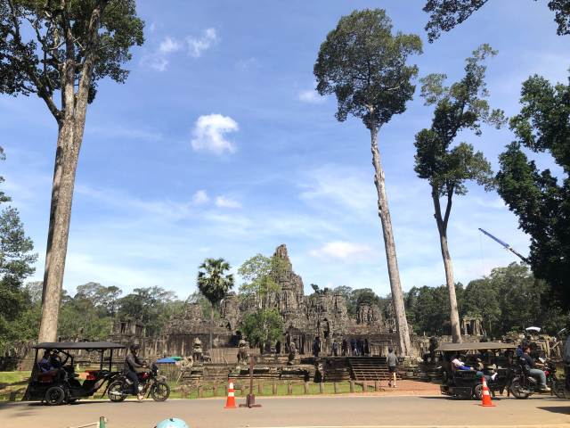 トゥクトゥクのチャーター予約@シェムリアップ観光